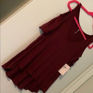 Free People Off shoulder Tee XS